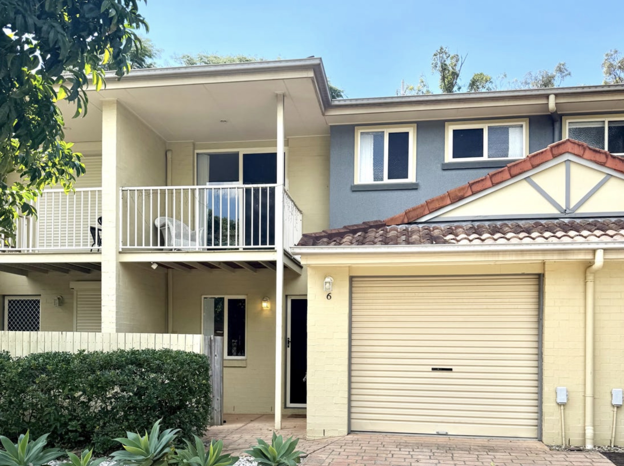 6/25 Buckingham Place, Eight Mile Plains