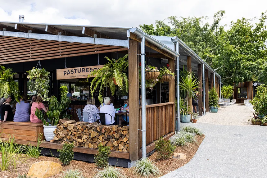 Pasture & Co.